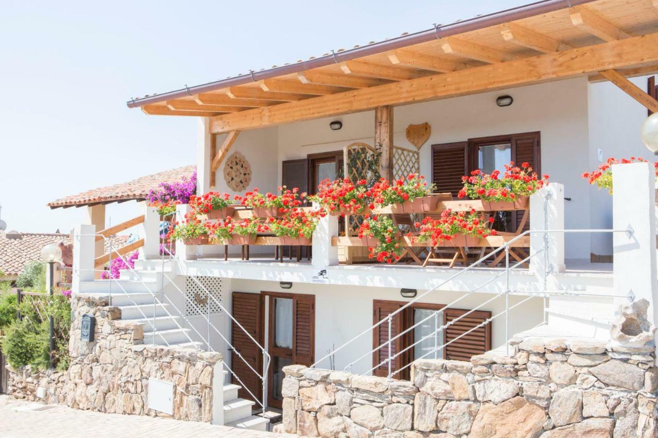 Blue Portrait House Apartment Golfo Aranci Ngoại thất bức ảnh